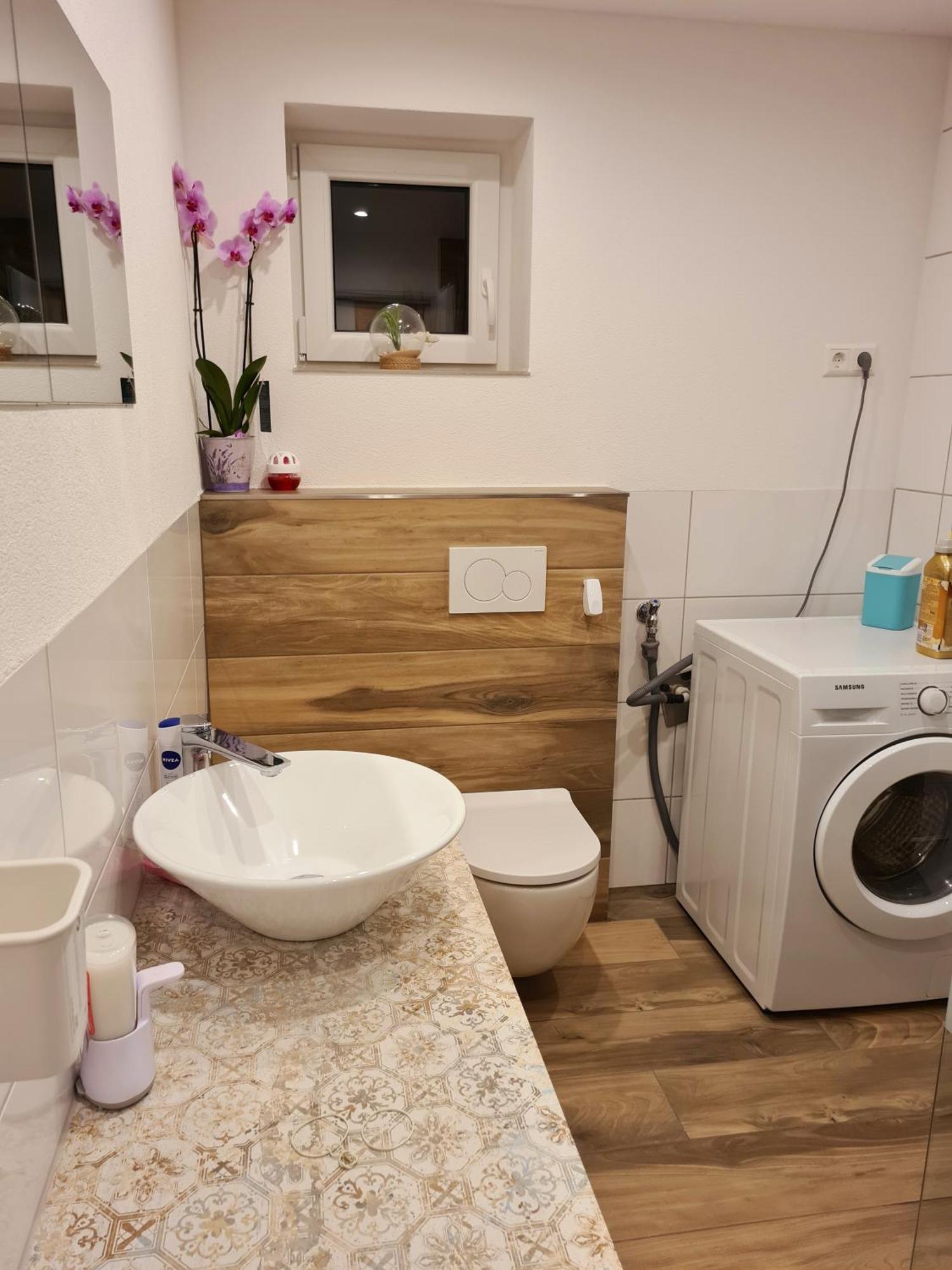Adria Home Veringenstadt Bagian luar foto